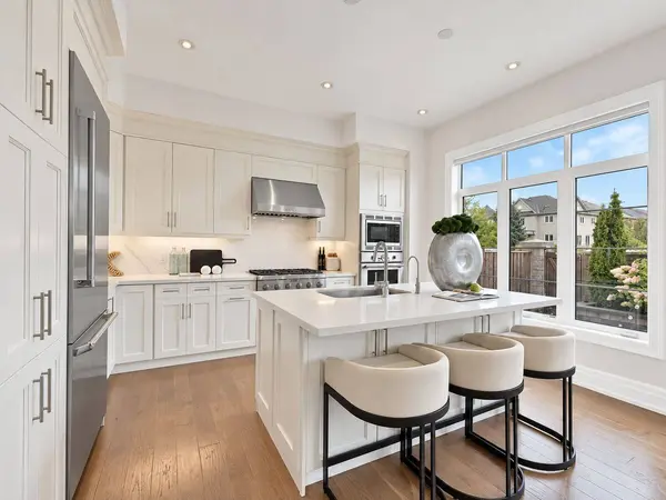 34 Settlement CRES, Richmond Hill, ON L4E 1E4