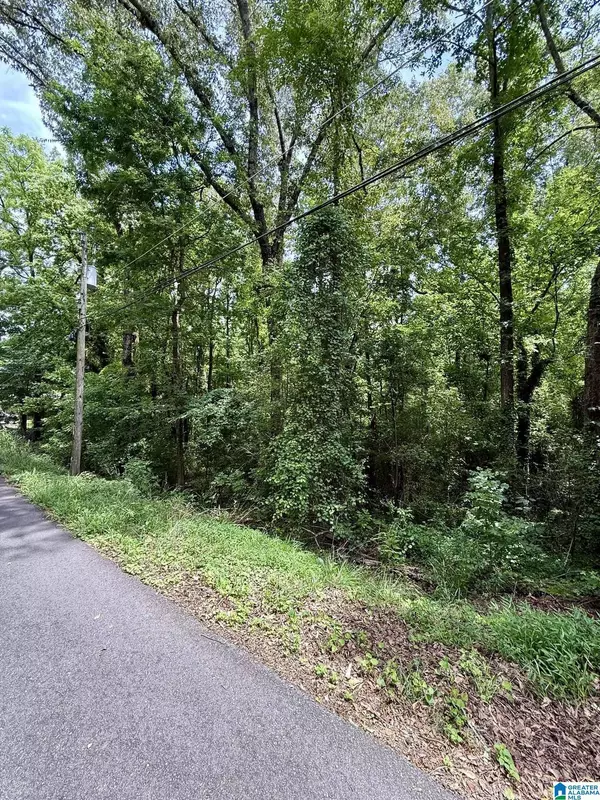 8215 BAKER AVENUE #4&5, Leeds, AL 35094