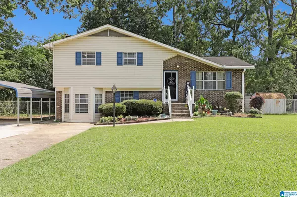 528 KAREY DRIVE, Center Point, AL 35215