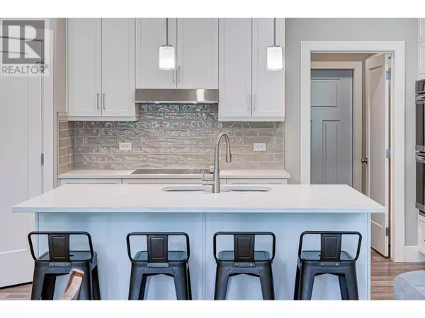 2041 Golden Eagle Drive, Sparwood, BC V0B2G2