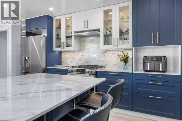 452 MOUNTAIN ASH Crescent, Sparwood, BC V0B2G0