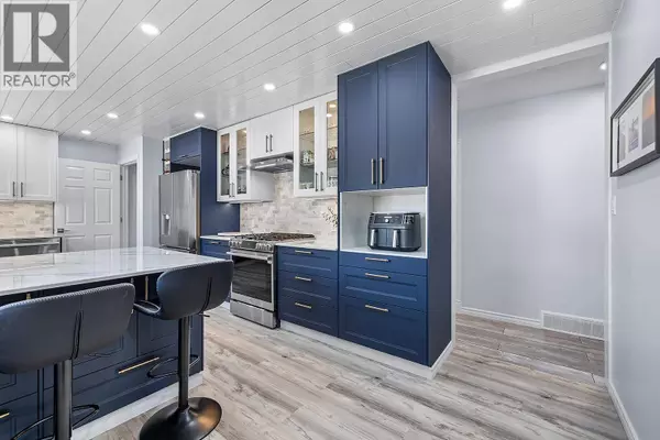 452 MOUNTAIN ASH Crescent, Sparwood, BC V0B2G0