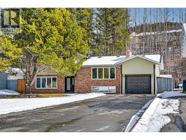 444 Engelmann Spruce Drive, Sparwood, BC V0B2G1