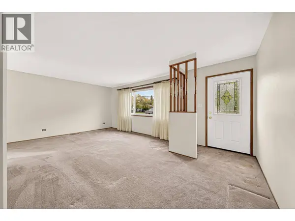 157 Pine Avenue, Sparwood, BC V0B2G0