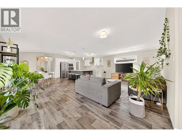 24 Darby Crescent, Elkford, BC V0B1H0