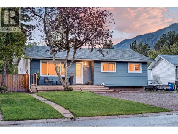 308 ALPINE Place, Sparwood, BC V0B2G0