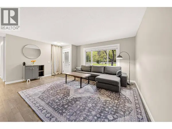 308 ALPINE Place, Sparwood, BC V0B2G0