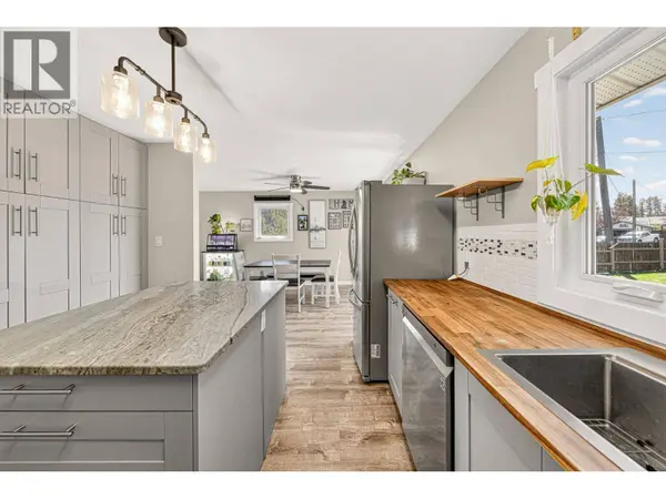 832 MICHEL Road, Elkford, BC V0B1H0