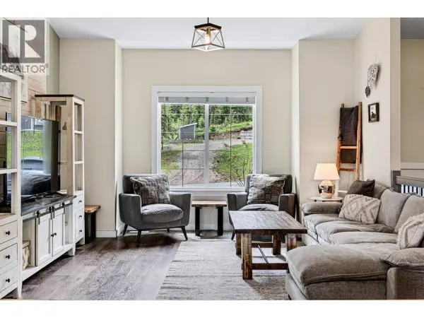 36 Driftwood Place, Elkford, BC V0B1H0