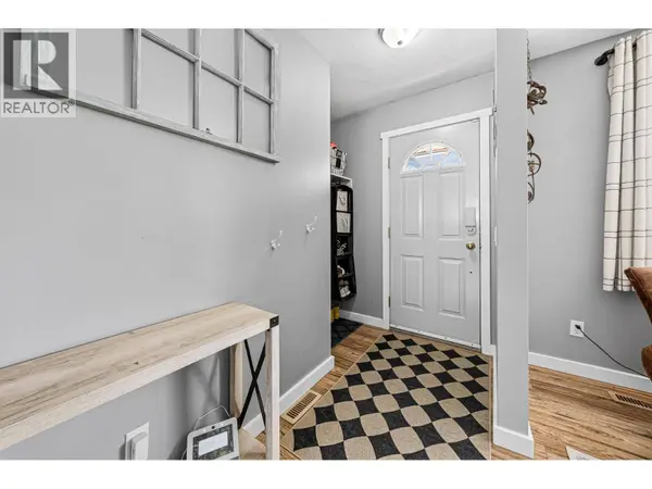 471 Engelmann Spruce Drive, Sparwood, BC V0B2G0