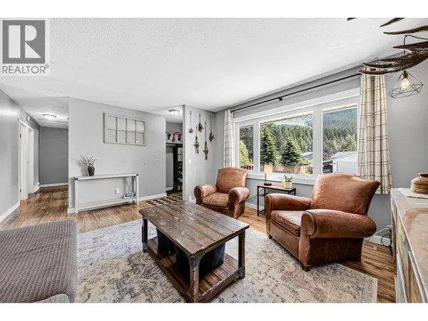471 Engelmann Spruce Drive, Sparwood, BC V0B2G0