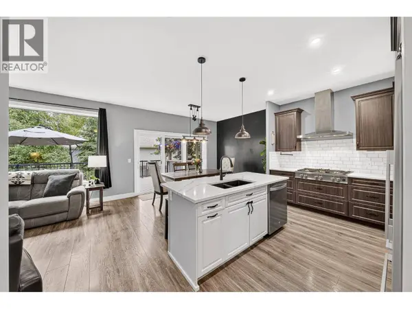 1385 CYPRESS Drive, Sparwood, BC V0B2G2