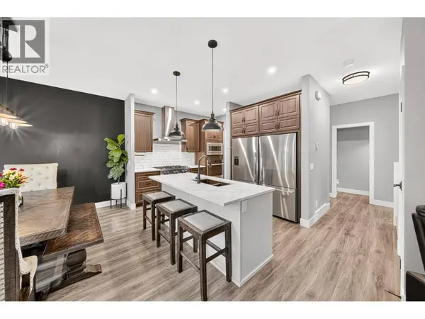1385 CYPRESS Drive, Sparwood, BC V0B2G2