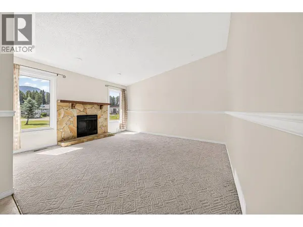 1217 Hickory Crescent, Sparwood, BC V0B2G2