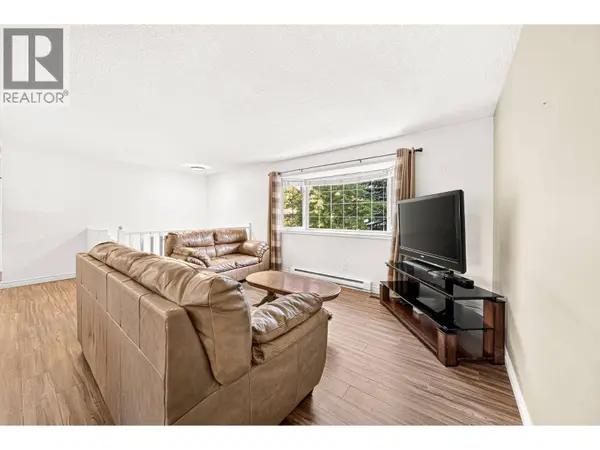 349 Pacific Yew Crescent, Sparwood, BC V0B2G0