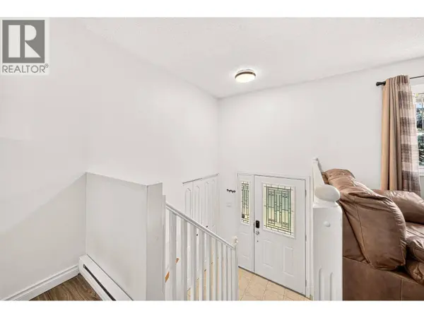349 Pacific Yew Crescent, Sparwood, BC V0B2G0