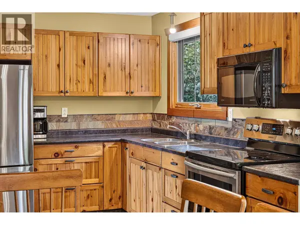 405 Maple Street, Sparwood, BC V0B2G0