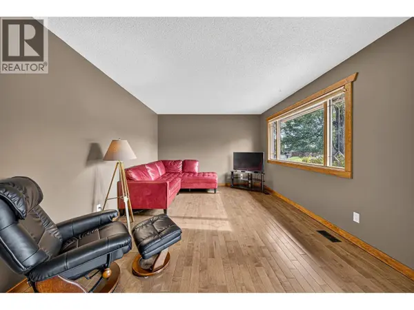 405 Maple Street, Sparwood, BC V0B2G0