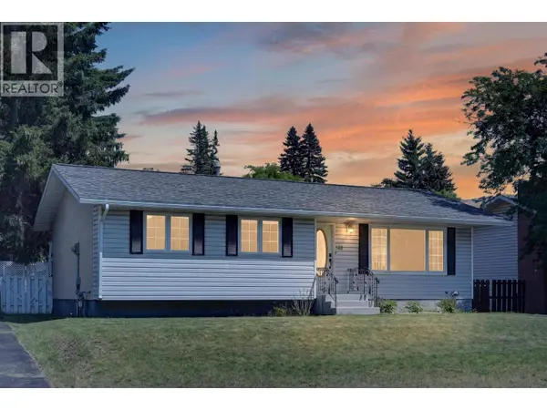 340 Pacific Yew Crescent, Sparwood, BC V0B2G0
