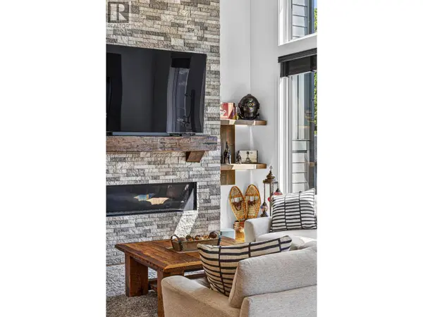 1305 Briarwood Place, Sparwood, BC V0B2G2