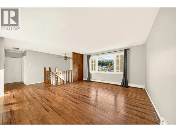 407 Maple Street, Sparwood, BC V0B2G0