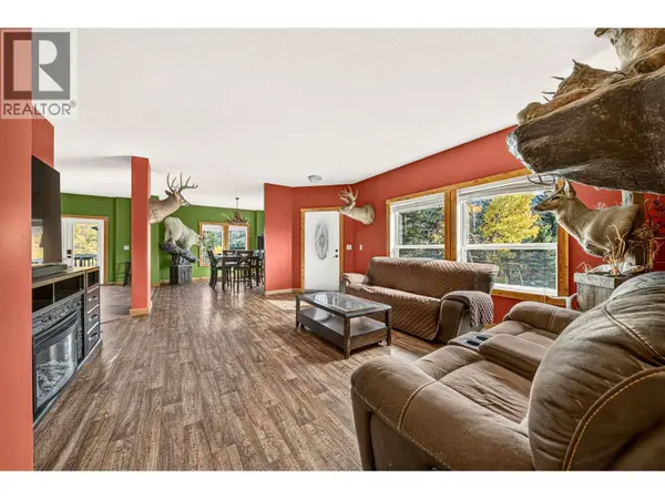 6281 Lower Elk Valley Road, Sparwood, BC V0B2G3