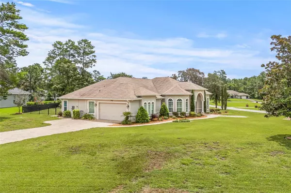 10096 SOUTHERN BREEZE CT, Weeki Wachee, FL 34613