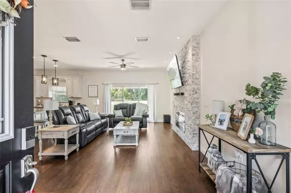 12073 ROBINA RD, Weeki Wachee, FL 34614