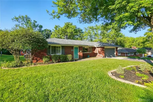 320 Witherby Drive, Kettering, OH 45429