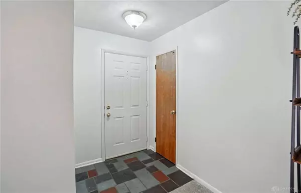 320 Witherby Drive, Kettering, OH 45429