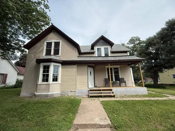 212 N Murphy ST, Lake Crystal, MN 56055