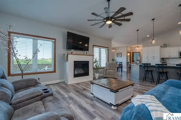 301 NW 7th Street, New Richland, MN 56072