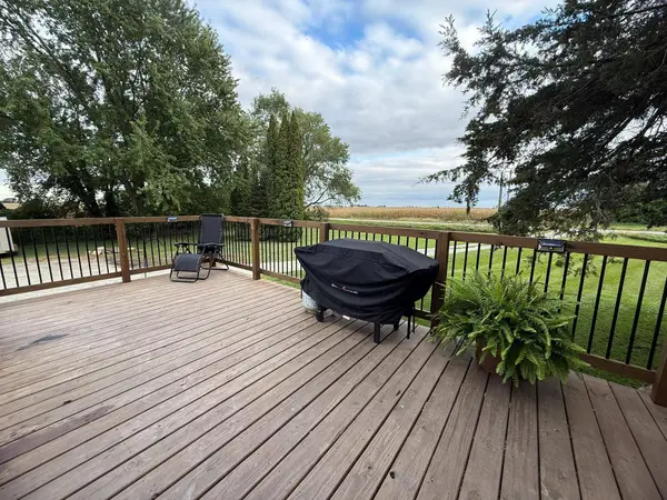 2159 320th AVE, Janesville, MN 56048