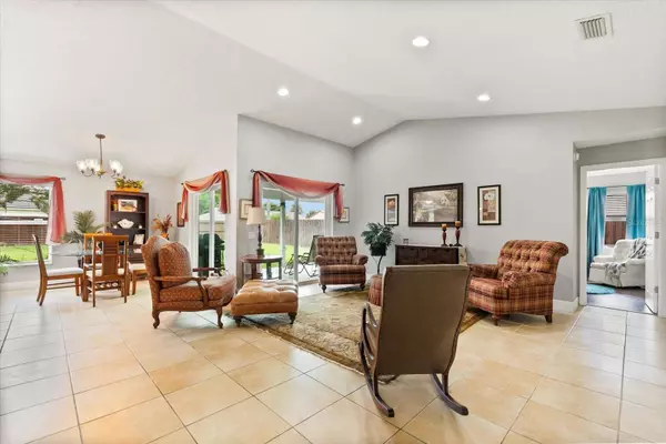 6032 CRYSTAL VIEW DR, Orlando, FL 32819