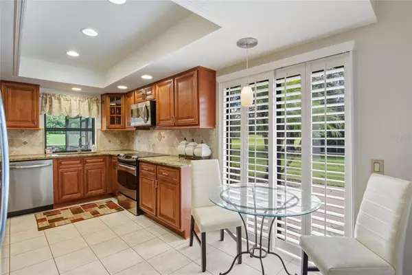 7203 WOODVILLE CRES, Orlando, FL 32819