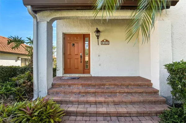 6425 WELLINGTON DR, Orlando, FL 32819