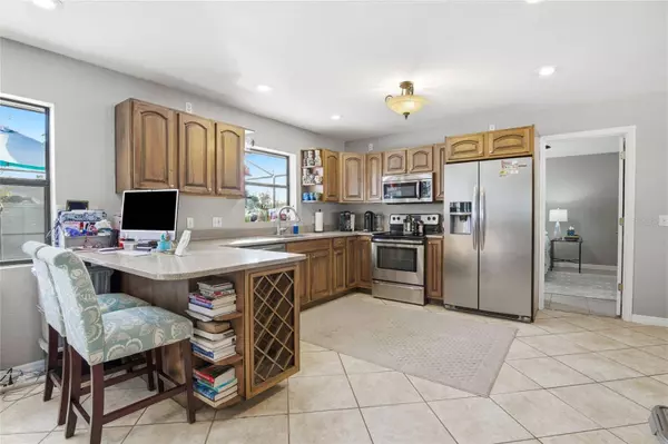 7438 BURNWAY DR, Orlando, FL 32819