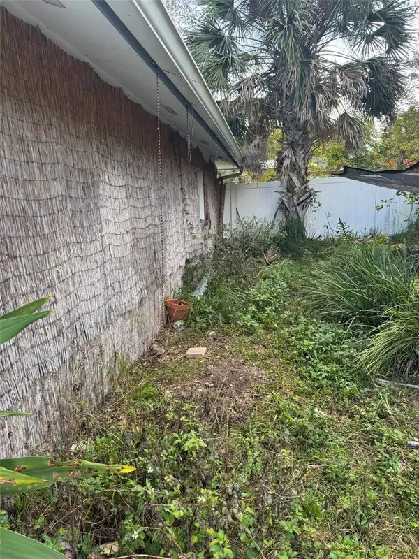 2078 ALLEGHENY CT, Orlando, FL 32818