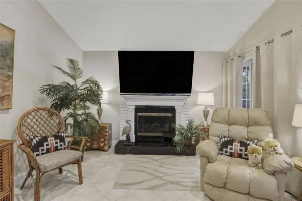 6334 OAK MEADOW BND, Orlando, FL 32819