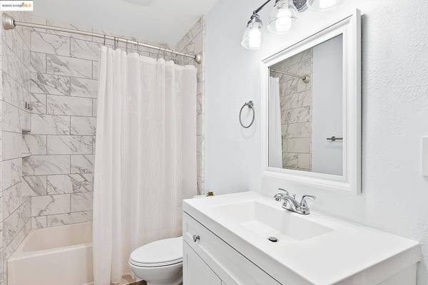 1133 Meadow Lane #103, Concord, CA 94520