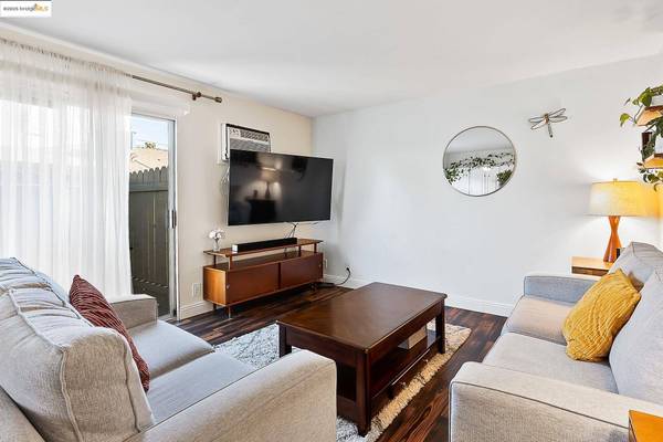 1133 Meadow Lane #103, Concord, CA 94520