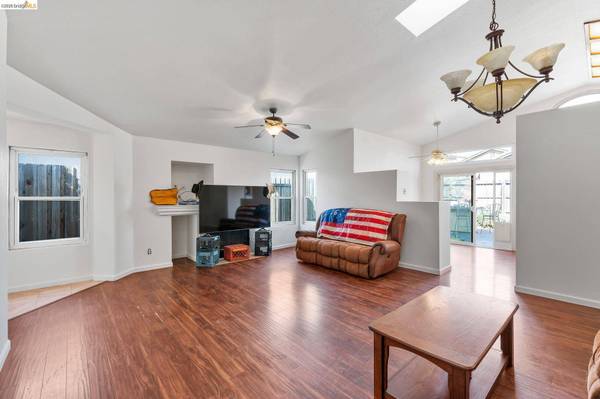 3449 Birchdale Way, Antelope, CA 95843