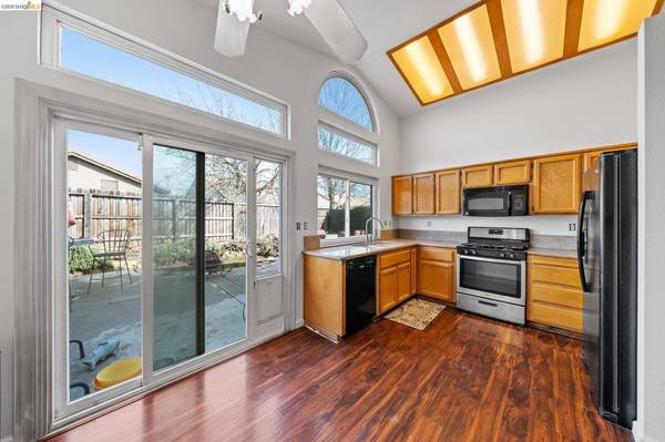 3449 Birchdale Way, Antelope, CA 95843