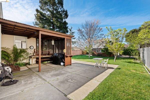 777 Kern St, Richmond, CA 94805
