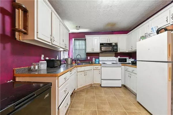 115 Arthurs LN, Covington, GA 30016