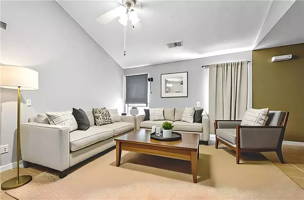 115 Arthurs LN, Covington, GA 30016