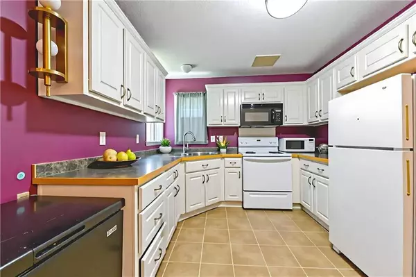 115 Arthurs LN, Covington, GA 30016