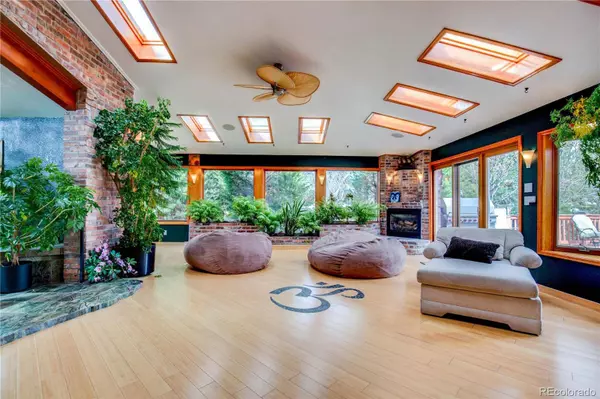 8280 Queen ST, Arvada, CO 80005