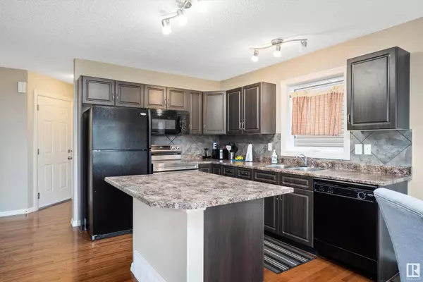 132 KEYSTONE CR, Leduc, AB T9E 0M6