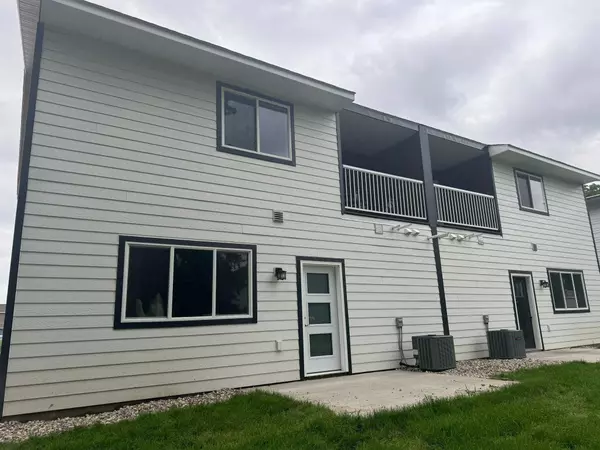 141 Renet PATH, Mankato, MN 56001